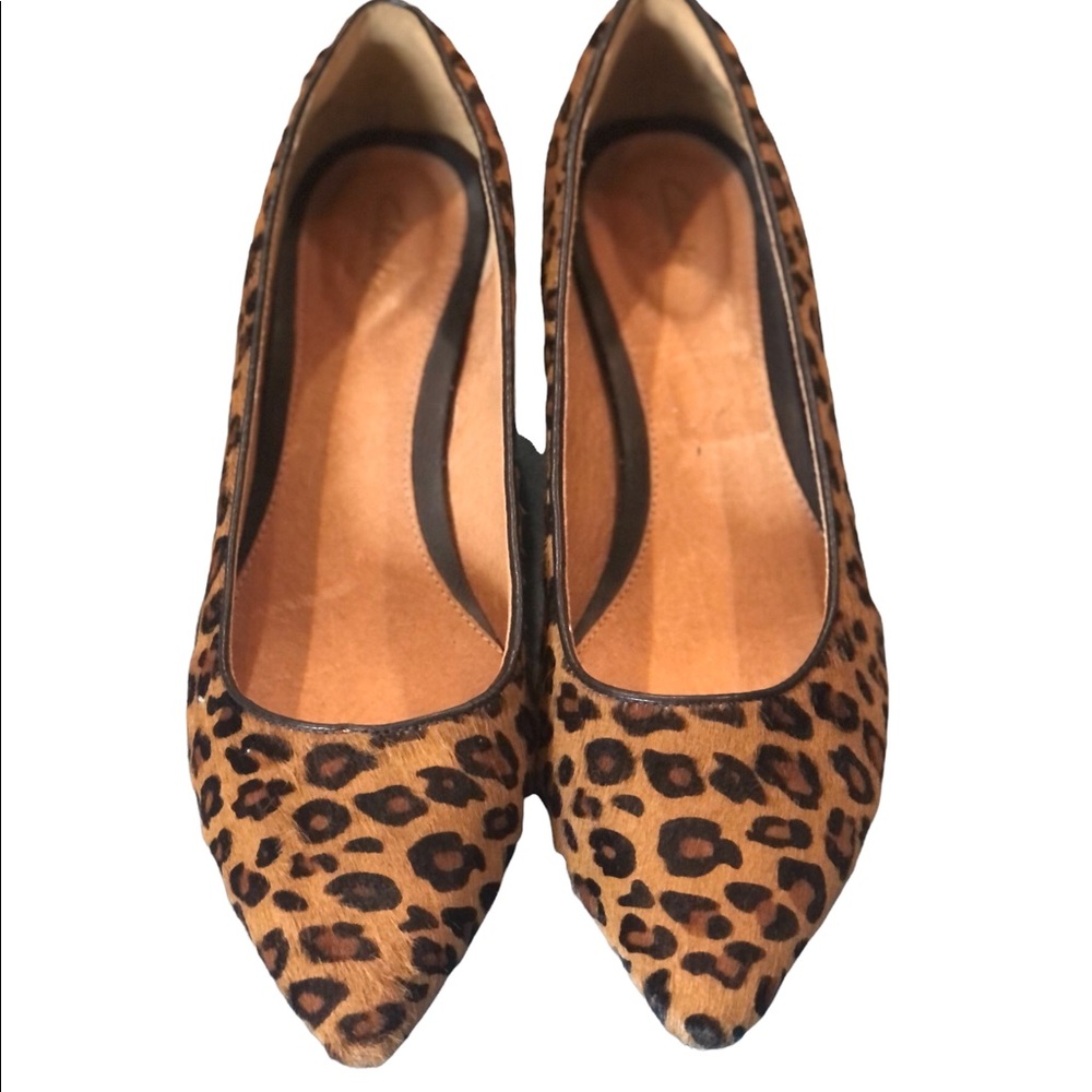 Clarks Leopard Pumps